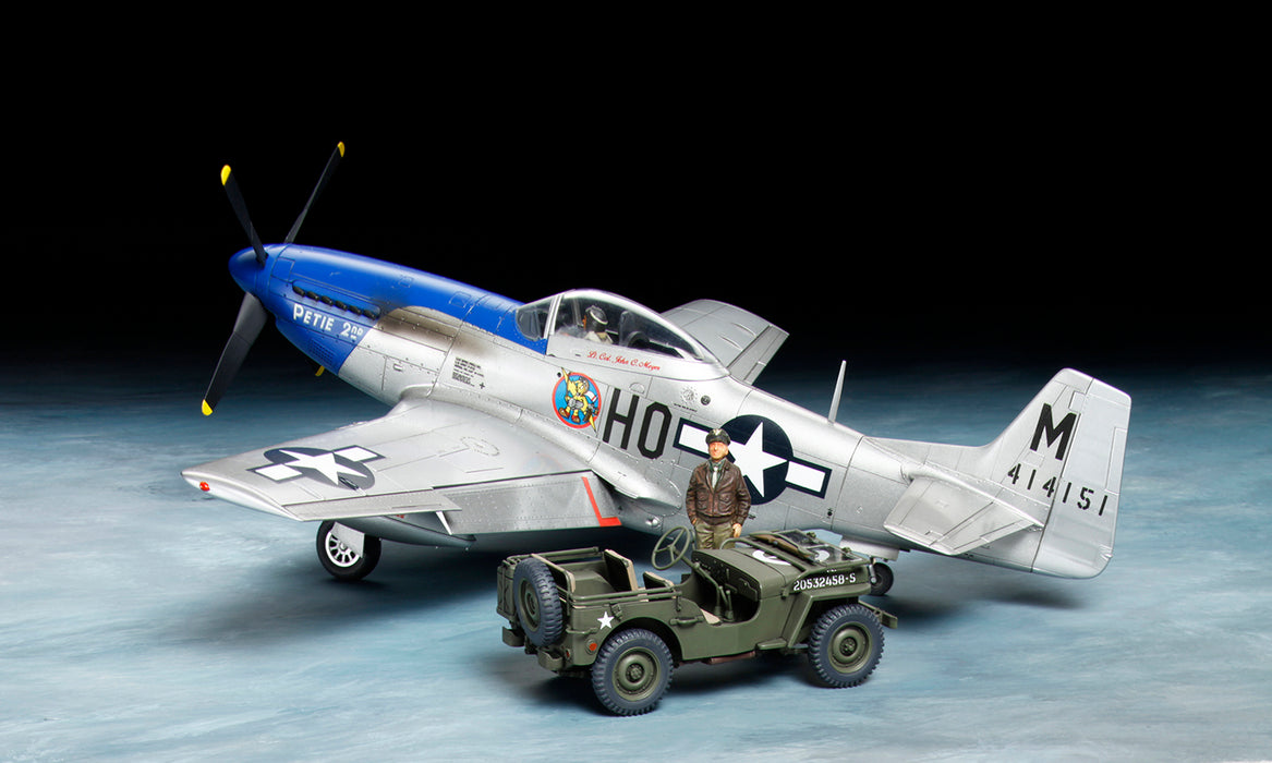 Tamiya P-51D Mustang + 1/4-ton 4x4 Light Vehicle